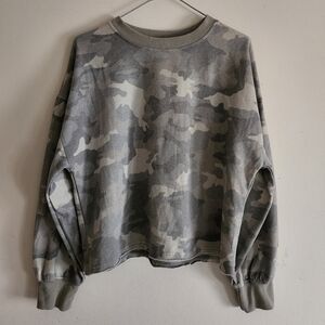 Pink Rose Medium Camo Cropped Sweater